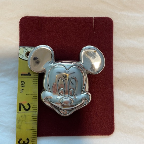 Collectors wanted Vintage Mickey Mouse Pin 1989 - Picture 8 of 8